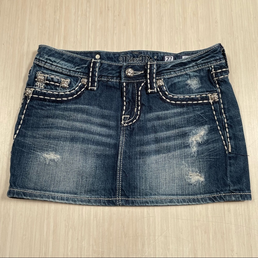 Miss Me Women's Size 27 Dark Wash Distressed Denim Jean Mini Skirt JS5014